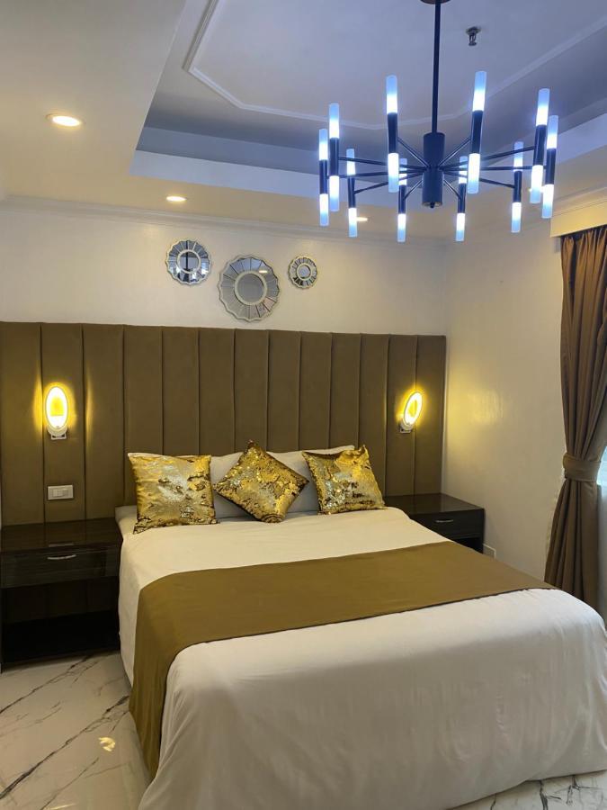 Makati Isabela Luxury Apartment มะนิลา ภายนอก รูปภาพ