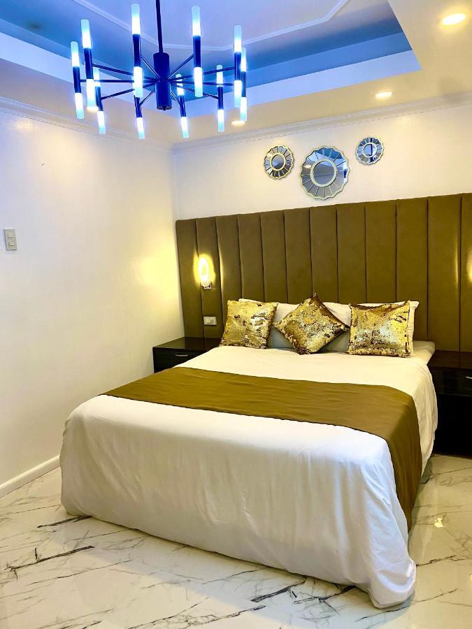 Makati Isabela Luxury Apartment มะนิลา ภายนอก รูปภาพ