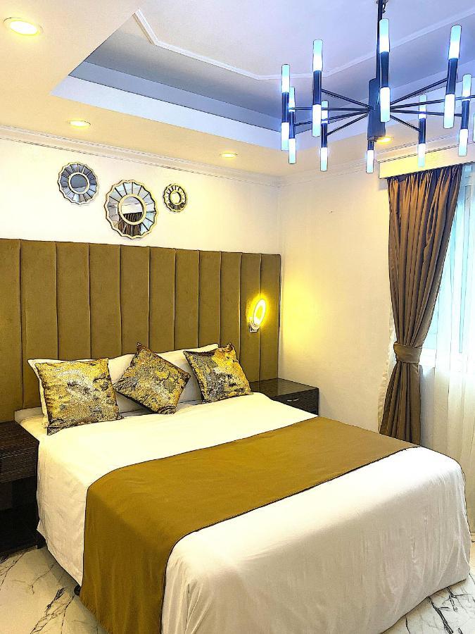 Makati Isabela Luxury Apartment มะนิลา ภายนอก รูปภาพ