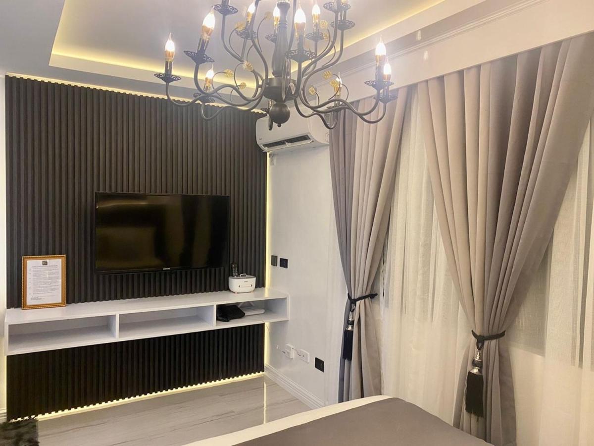 Makati Isabela Luxury Apartment มะนิลา ภายนอก รูปภาพ