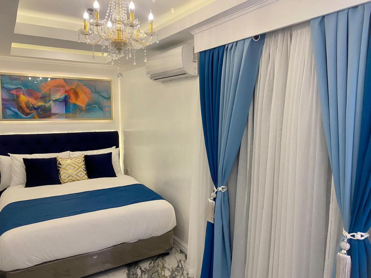 Makati Isabela Luxury Apartment มะนิลา ภายนอก รูปภาพ