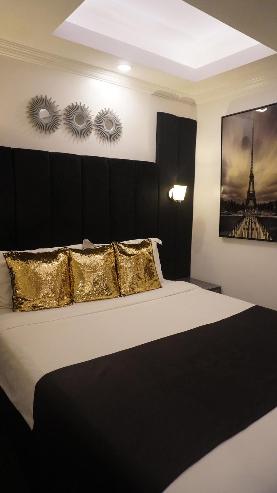 Makati Isabela Luxury Apartment มะนิลา ภายนอก รูปภาพ