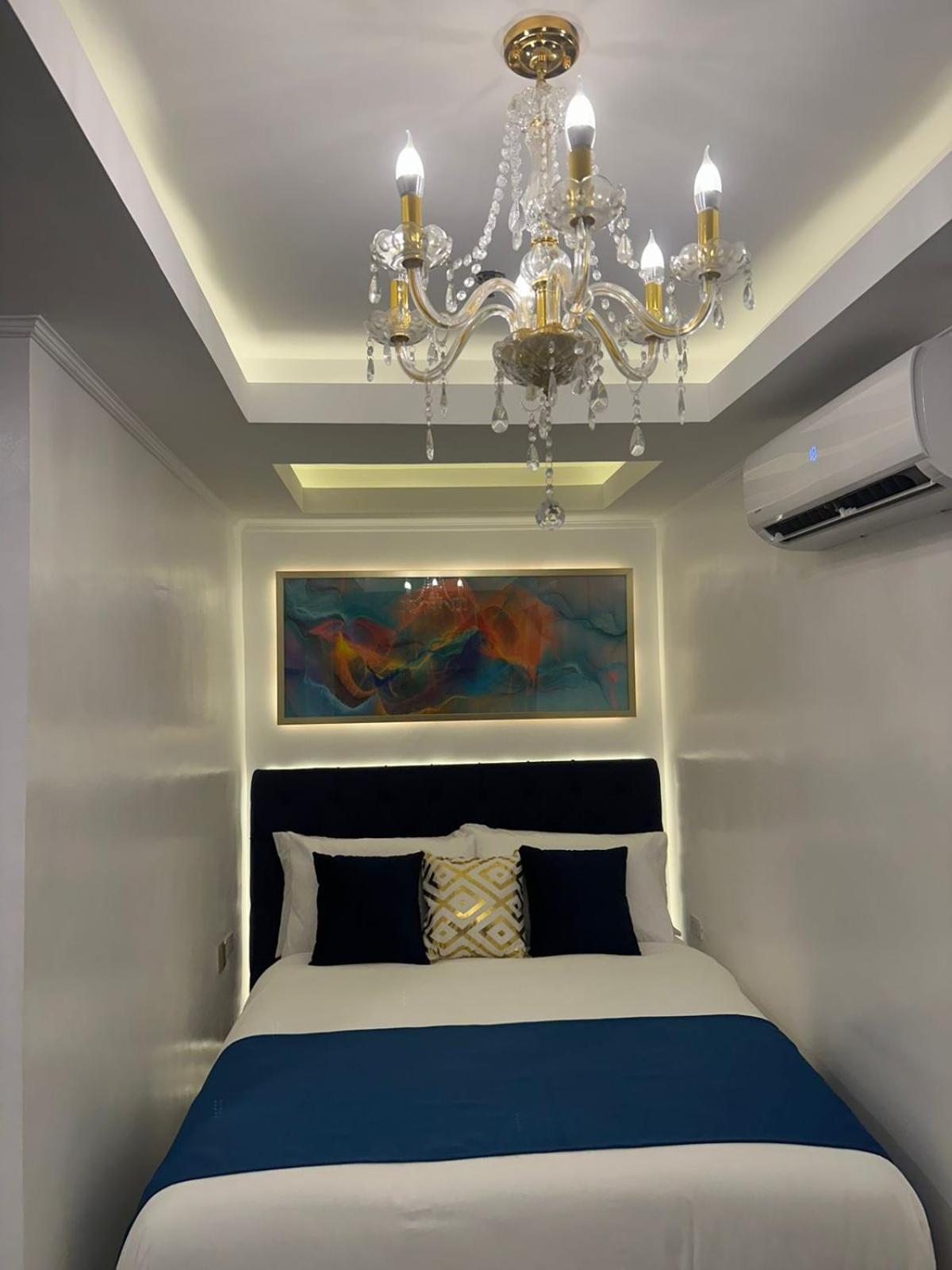 Makati Isabela Luxury Apartment มะนิลา ภายนอก รูปภาพ