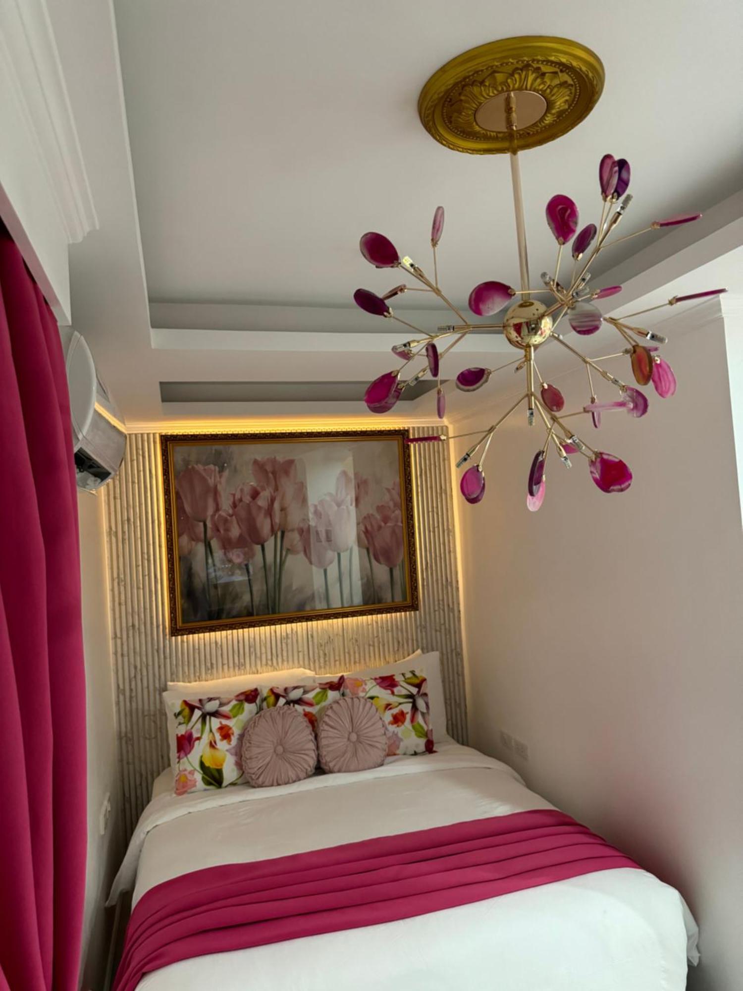 Makati Isabela Luxury Apartment มะนิลา ภายนอก รูปภาพ