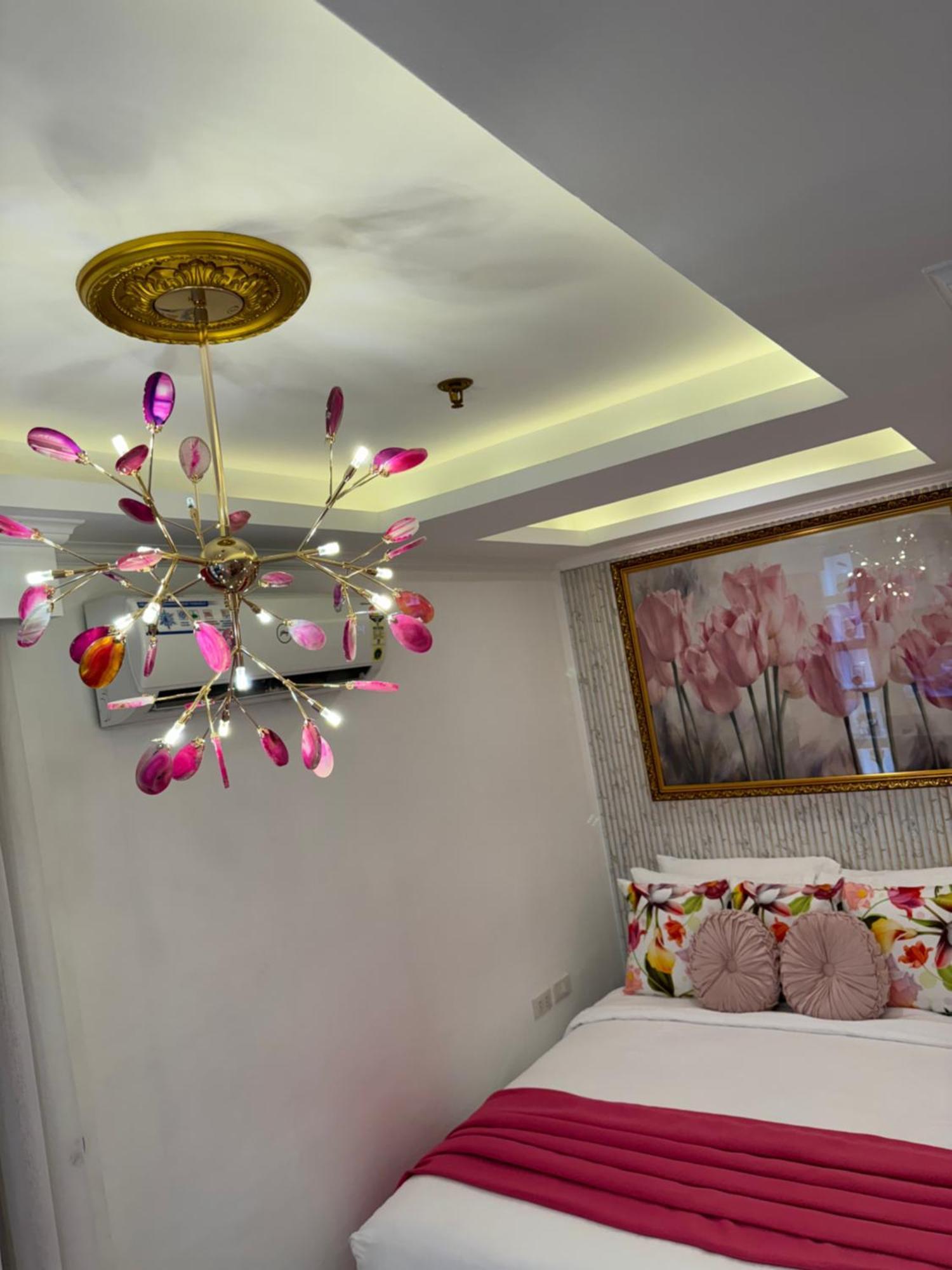 Makati Isabela Luxury Apartment มะนิลา ภายนอก รูปภาพ